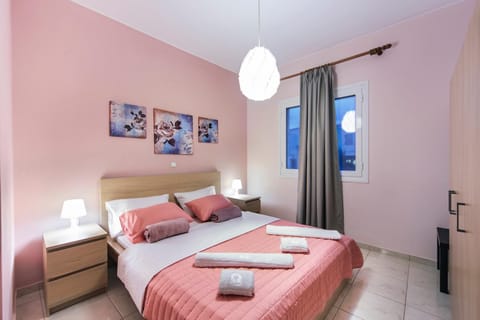 Omega Comfy Apartments Condominio in Almyrida