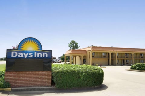 Days Inn by Wyndham Southaven MS Hotel in Southaven