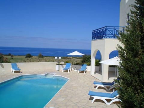 Property building, Natural landscape, Pool view, Sea view, Swimming pool