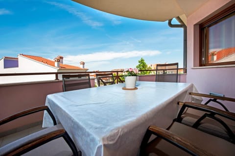 Apartments and Rooms Camaiore Bed and Breakfast in Rovinj