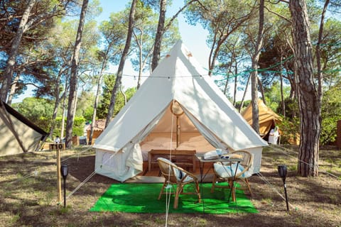 Camping 3 Estrellas Costa Brava Campground/ 
RV Resort in Baix Empordà