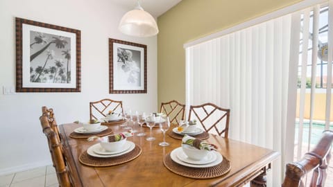 Encantada Rose - a 4 bed townhouse near Disney House in Four Corners