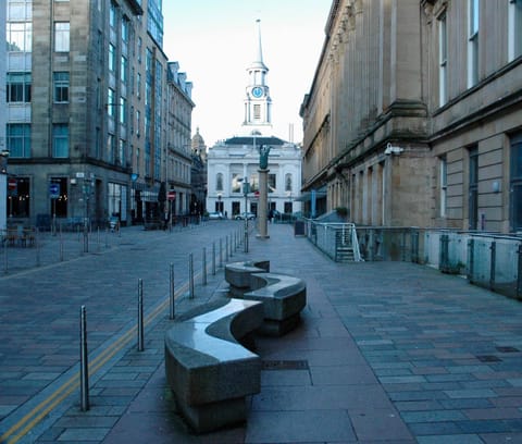 Fabulous stylish flat in Merchant City & Free Secure Parking Apartment in Glasgow