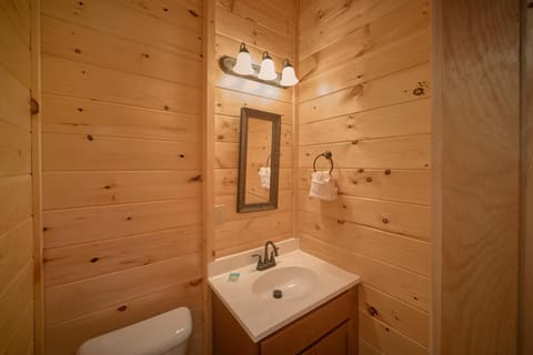 Otter Springs Pool Cabin Maison in Pigeon Forge