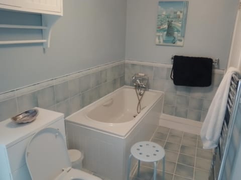 Penzer Cottage House in Mousehole