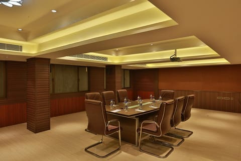 Meeting/conference room