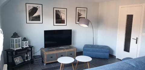 Port de La Houle - Beau 3 pièces classé 3 étoiles avec garage privé Apartment in Cancale