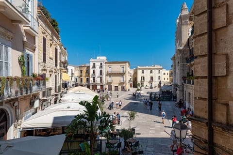 Mercantile Suites - Bari Vecchia Bed and Breakfast in Bari