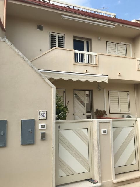 GH36 House in Marina di Ragusa