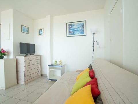 Apartment Le Sunset-Cap Sud-7 by Interhome Apartment in Agde