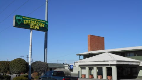 Econo Lodge Inn & Suites Hotel in Abilene