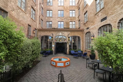 Inner courtyard view