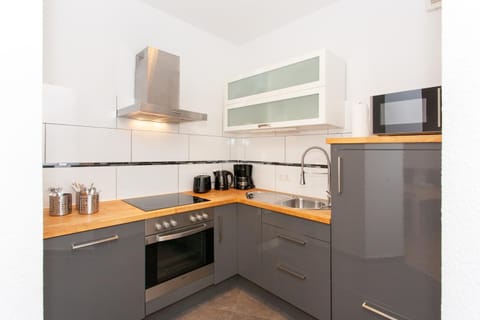 Kitchen or kitchenette, dishwasher, minibar, pet friendly, stove, toaster