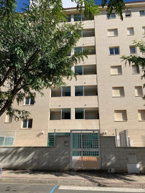 APARTAMENTO - WIFI FREE - PISCINA 250 M PLAYA Apartment in Cambrils