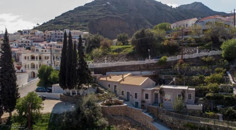 Property building, Nearby landmark, Spring, Neighbourhood, Natural landscape, On site, Time of day, Sunset