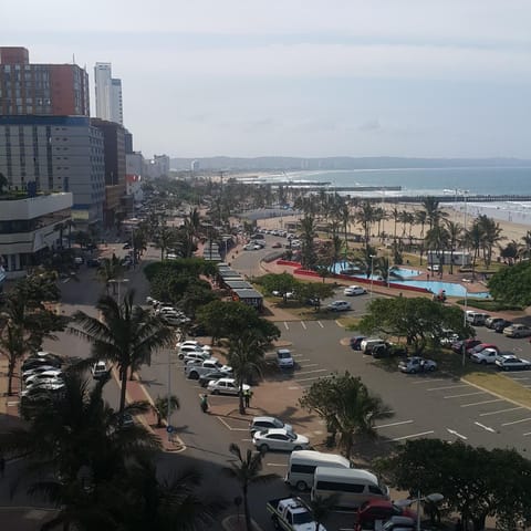 Durban Beachfront OceanSeaside Self Catering Apartments Condo in Durban