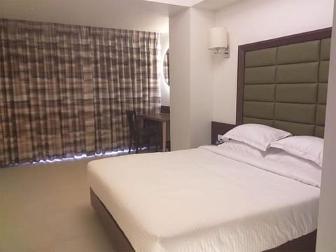 Krishna Palace Hotel Hotel in Maharashtra