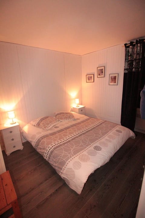 On The Beach Apartment in Normandy