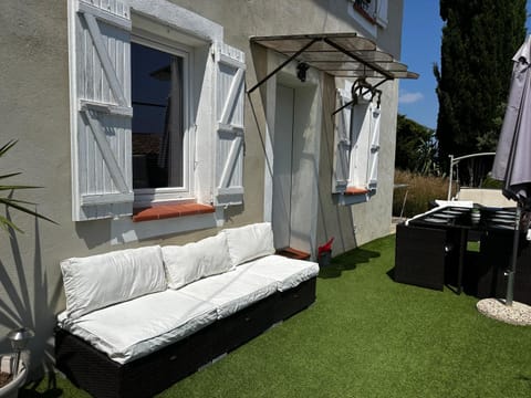 Villa Cocooning proche Cannes House in Antibes