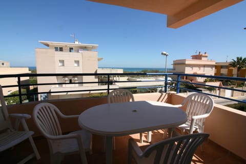 Balcony/Terrace, Sea view, Street view