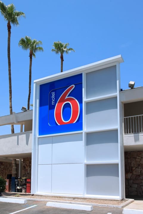 Motel 6 Old town Scottsdale Fashion Square Hotel in Scottsdale