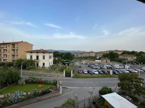 La Casa di Alex - Alex's House Apartment in Colle di Val d Elsa