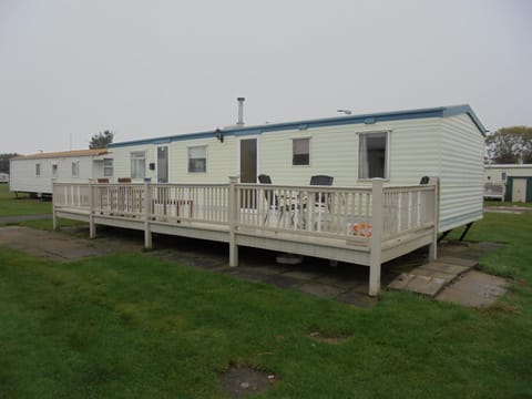 8 Berth panel heated on Kingfisher Florida Campeggio /
resort per camper in Ingoldmells