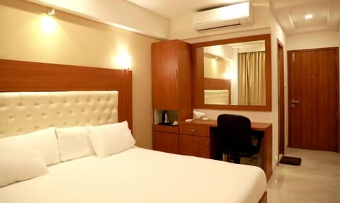 Hotel Lords, Fort Hotel in Mumbai