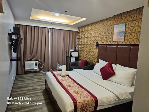 JMM Grand Suites Apartment hotel in Manila City