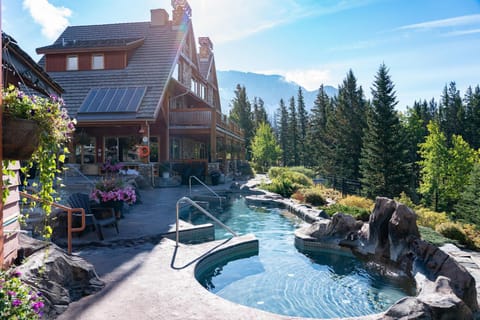 Property building, Activities, Hot Tub