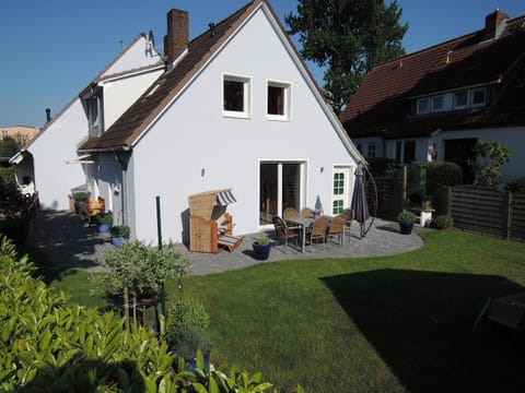 View (from property/room), Street view