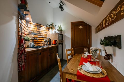 Kitchen or kitchenette, Photo of the whole room