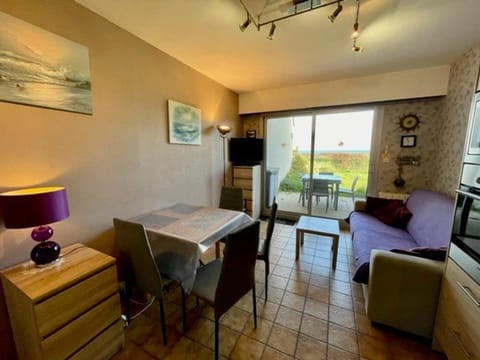 Saint-Pierre-Quiberon - Appartement 2P 28m² - 4 pers - Jardin clôturé - Animaux acceptés - FR-1-478-114 Apartment in Brittany