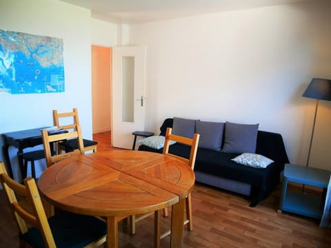 Appartement Quiberon, 2 pièces, 5 personnes - FR-1-478-125 Condo in Quiberon