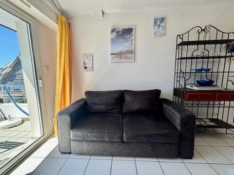 Appartement 3 pièces avec loggia, centre-ville Quiberon, 20m de la plage, animaux acceptés - FR-1-478-126 Apartment in Quiberon