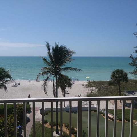 Amazing Panoramic Beach View and The Most Beautiful Sunset Eigentumswohnung in Longboat Key
