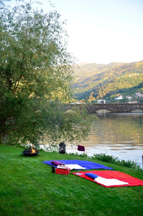 Natural landscape, Activities, Lake view, Mountain view