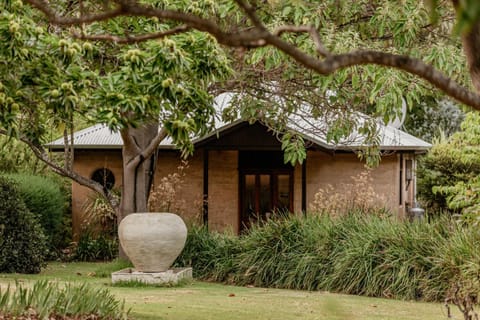 Property building, Garden, Garden view