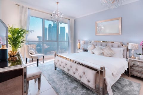 Elite Royal Apartment - Full Burj Khalifa & Fountain View - Royal Condo in Dubai