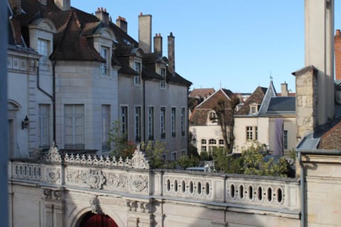 Hotel Le Jacquemart Hôtel in Dijon