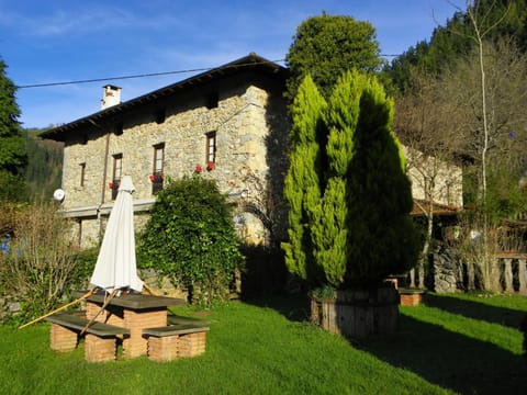 Facade/entrance, Garden