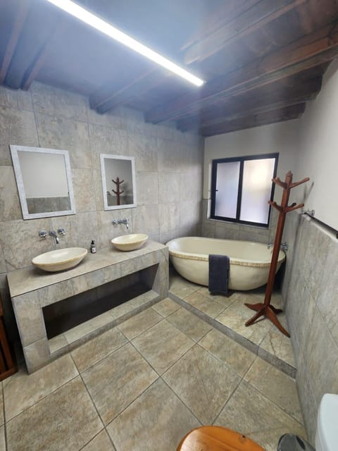 Impala Lodge, Mabalingwe Chalet in South Africa