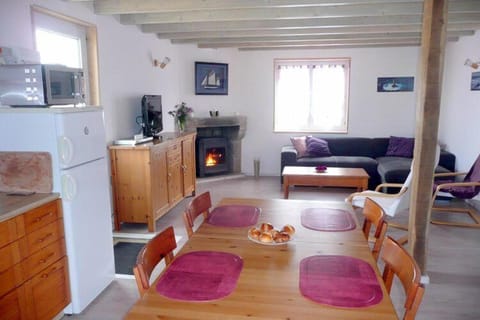 Holiday home close to beach Cl der House in Cléder