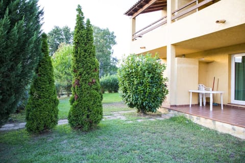 Property building, Garden