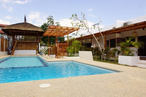 Property building, Swimming pool, Swimming pool