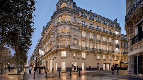 Champs Elysees Flat Condominio in Paris