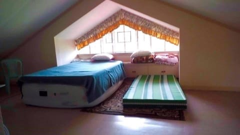 Tagaytay Budget Transient/ Staycation Home Vacation rental in Tagaytay