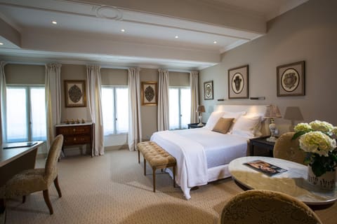 Day, Photo of the whole room