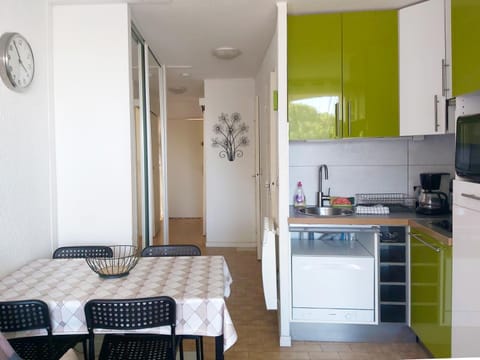 T2 vue centre ville -Le viking 50m mer Apartment in La Grande-Motte