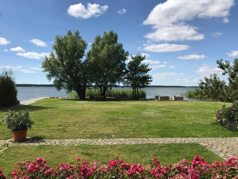 Garden, Seating area, Lake view, River view, Sea view